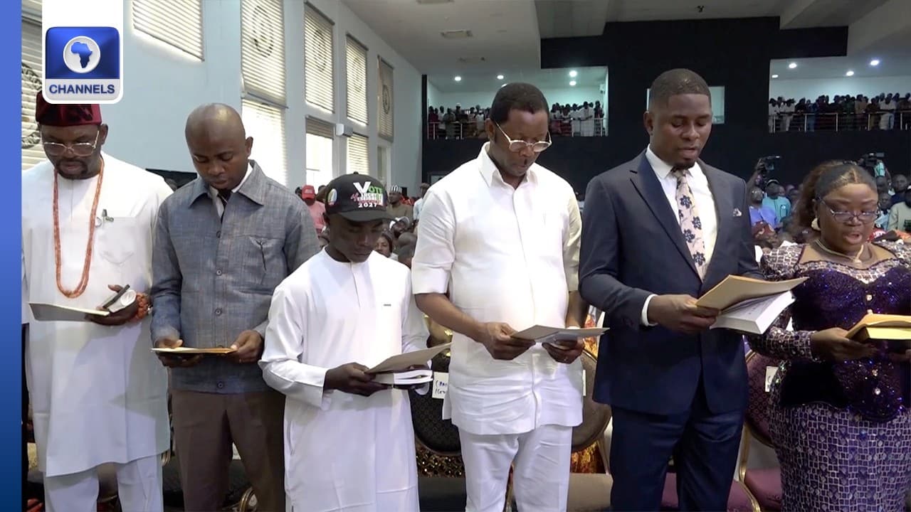 Governor Okpebholo Swears In 18 LG Council Chairmen