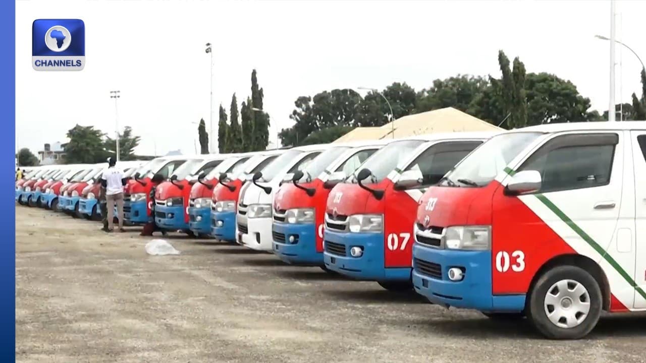 Sani Musa Distributes Vehicles, Agricultural Tools To Constituents
