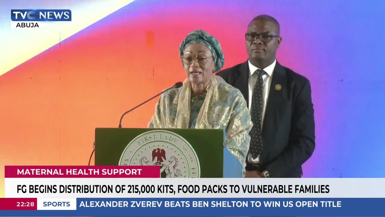 FG Begins Distribution Of 215,000 Kits, Food Packs to Vulnerable Families