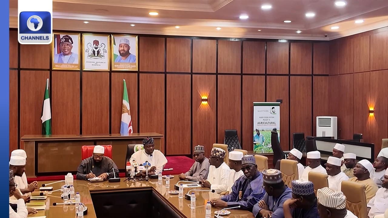 APC Chairman Donates ₦52M To Families, Survivors Of Niger NSCDC Incident