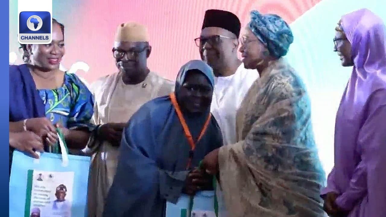 First Lady Launches FG Incentive To Reduce Maternal Mortality
