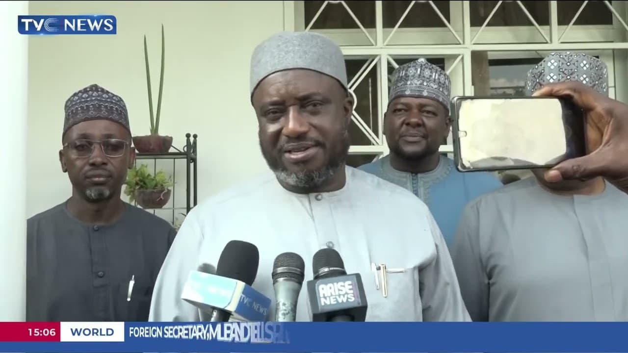 Condolence Visit: Wike-Led Delegation Mourns With Families Of Bereaved Prominent Members