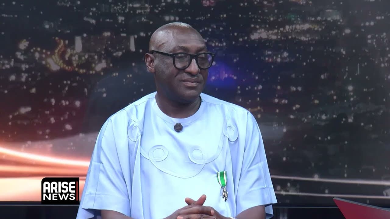 The Examples Our Leaders Set Do Not Inspire Patriotism - Omeri