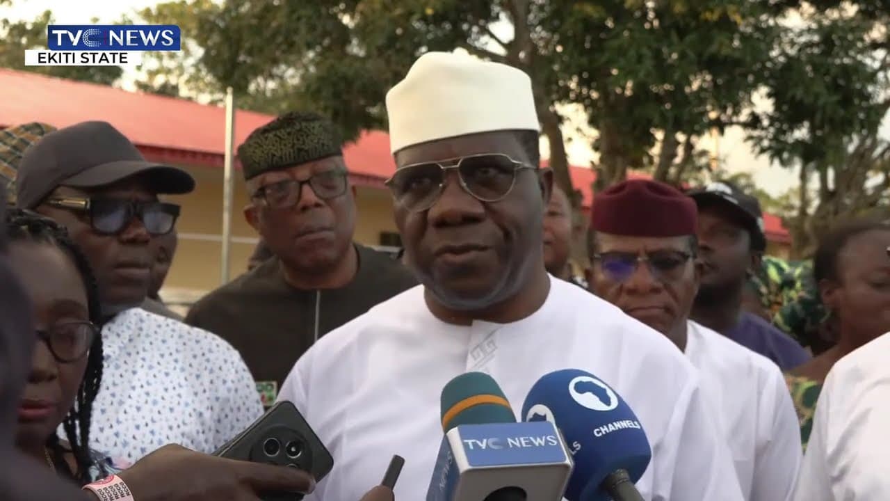 Senate Leader Renovates School, Donates Two Buses To Ease Transportion Cost In Ekiti