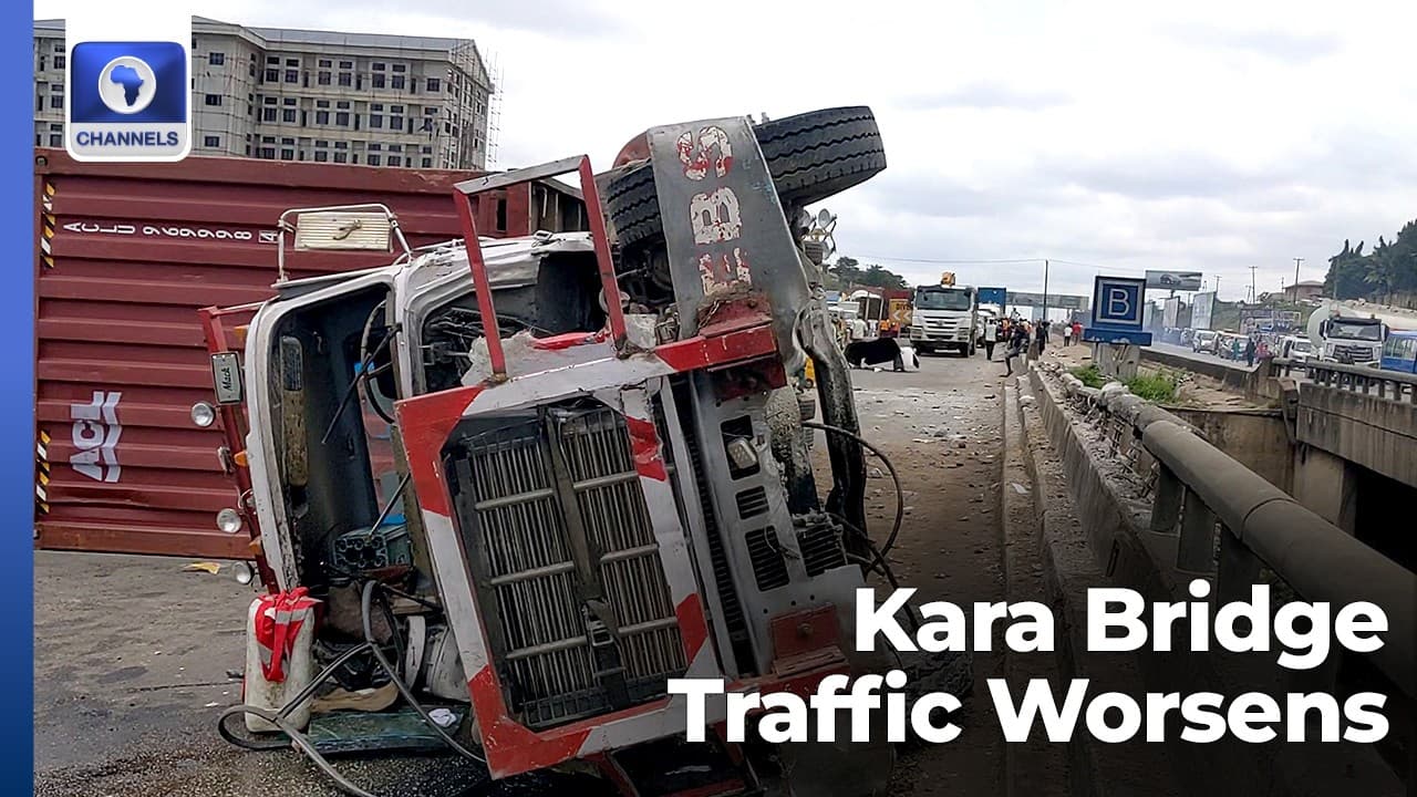 Kara Bridge Gridlock Worsens As Container-Laden Trailer Falls