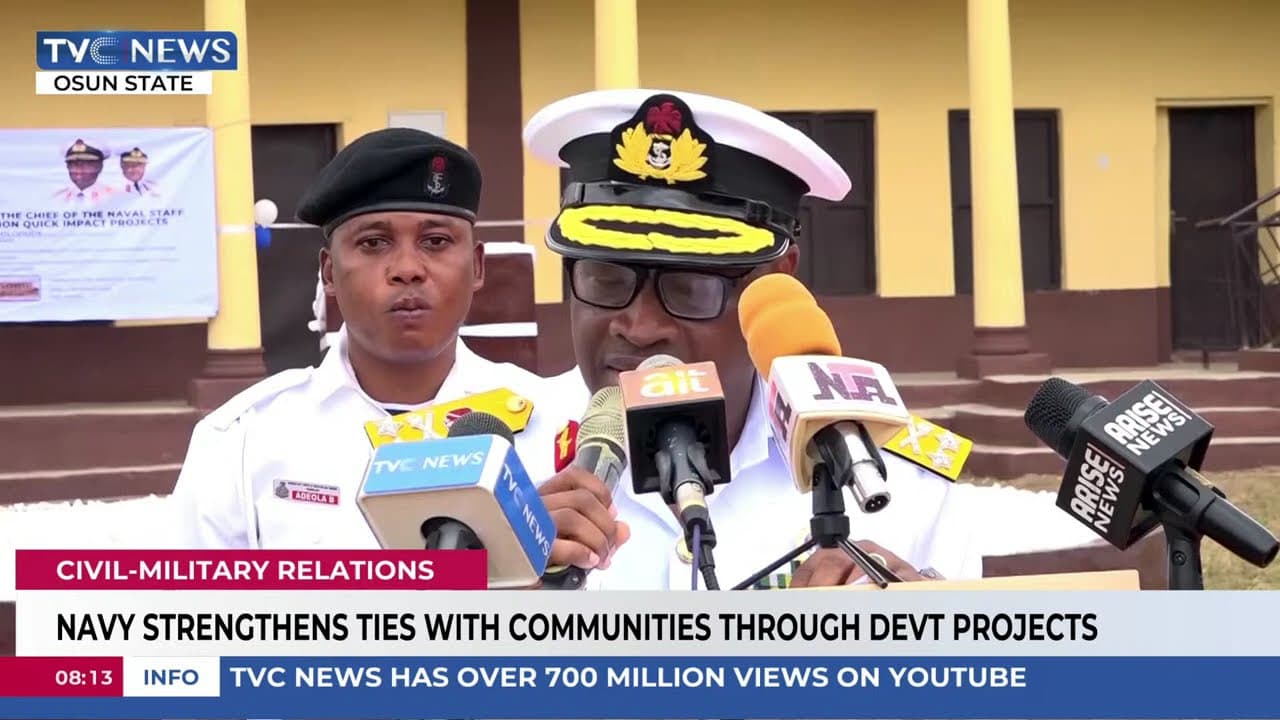 Nigerian Navy Strengthens Ties With Communities Through Devt Projects In Modakeke, Osun